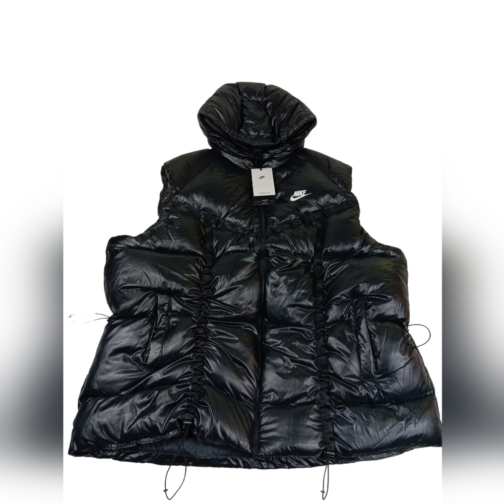 Brand new Nike Sportswear Therma-Fit City Hooded Gilet Down vest DD4656-010